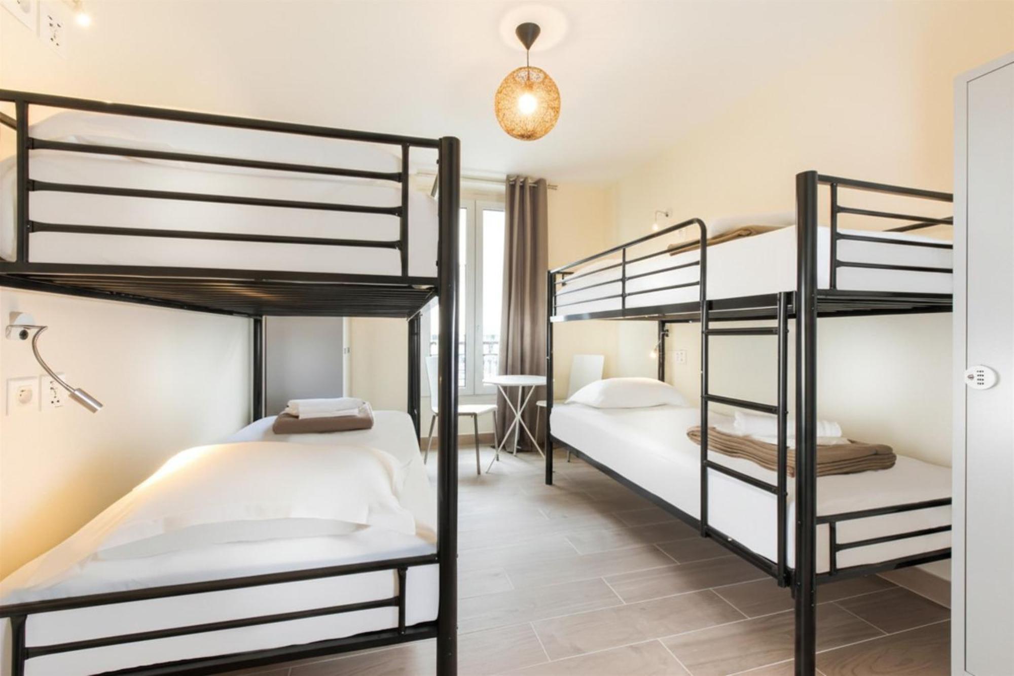 Bed 4-Bed Mixed Dormitory Room